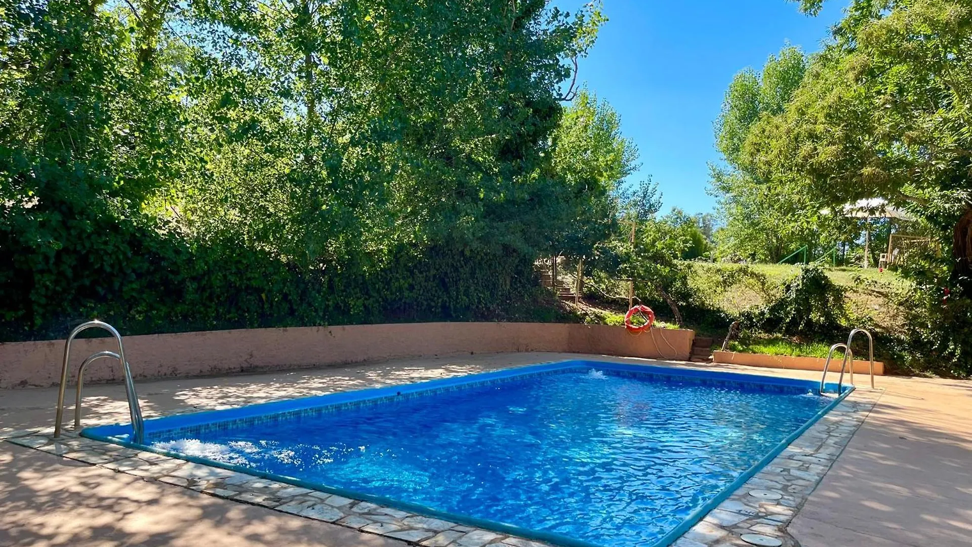 Casa Nueva Konuk evi Fuenteheridos Kır Evi